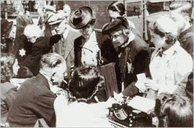 Jews regsitering for jobs at Westerbork